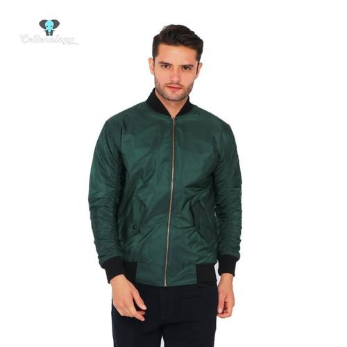 Foto Produk Jaket Pria Cottonology Bomber Hijau - L dari Cottonology Indonesia