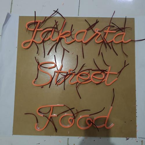 Jual neon sign / neon plek menerima perakinan neon sign Jakarta Pusat