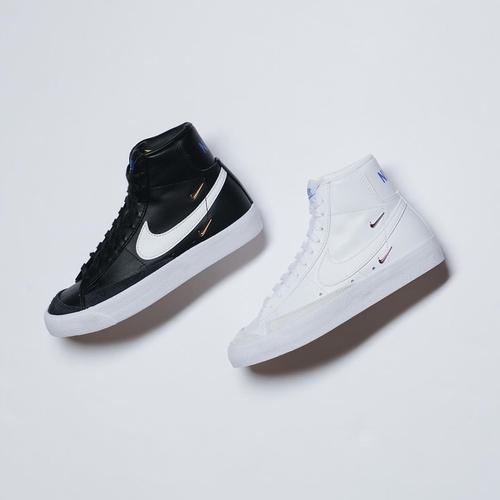 blacked out nike blazers