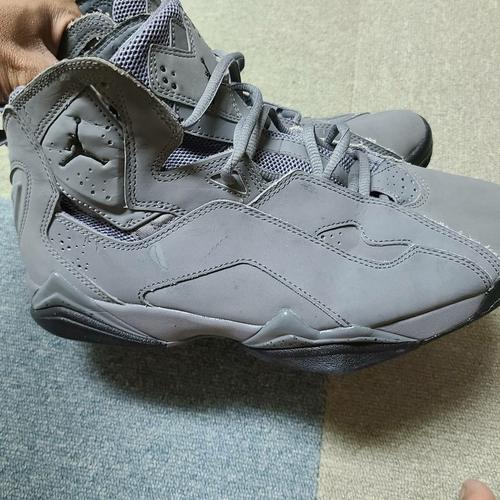 Jual original Jordan true flight Kota Bogor Sneaker Hobbies