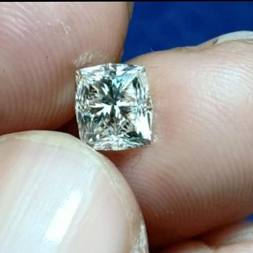 Foto Produk Berlian Asli Bersertifikat Yg di TTD Lulusan GIA berat 1carat up dari Emas Logam Mulia