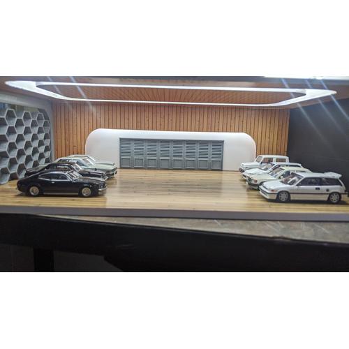 Gambar Diorama Showroom Diecast skala 64 Hotwheels tomica dari Qodel replica Kab. Bandung Barat Tokopedia