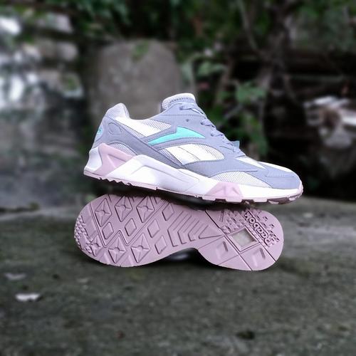 reebok aztrek grey