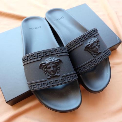 versace slide on