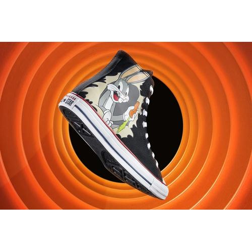 black bugs bunny converse