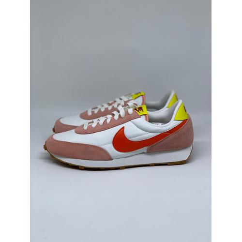 Jual Nike Daybreak Coral Stardust Wmns 