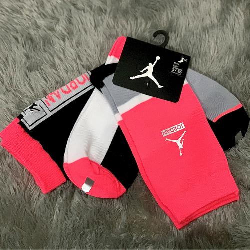 Jual JORDAN Socks Kaos Kaki Short Mix Color 3 Pair Original - Jakarta Barat  - EntertainmentFG | Tokopedia