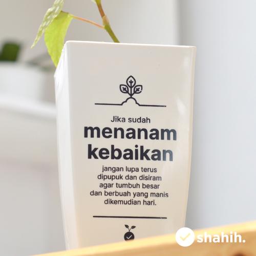 Gambar Pot Japan Minimalis Putih Tulisan Menanam Kebaikan dari Shahih co Kota Bogor Tokopedia