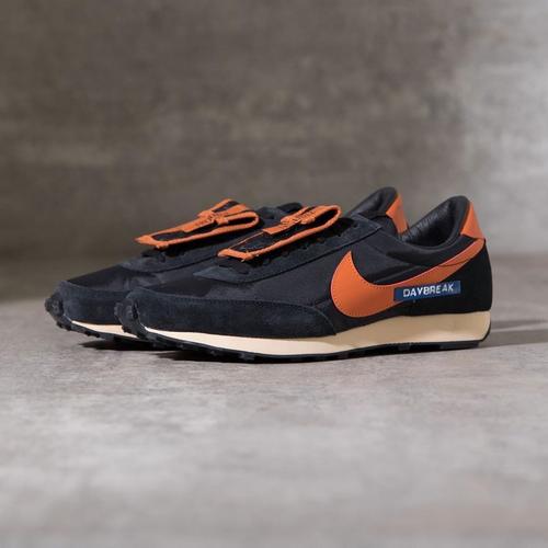 nike daybreak type black orange
