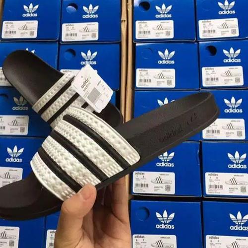 Foto Produk SENDAL ADIDAS ADILETTE dari DEFENDER. ID