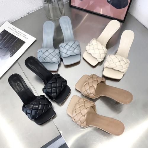 Jual HEELS SS2201 Quilted Mule Heels 