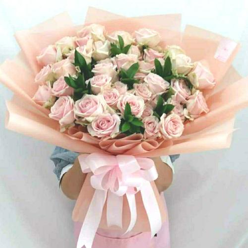 Gambar Buket Bunga Mawar Segar Asli Kado Hadiah 40 tangkai dari Rose by Agronas Jakarta Barat Tokopedia