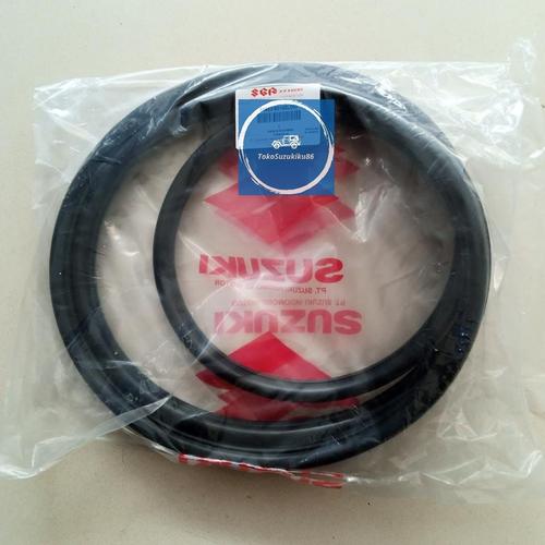 Jual Karet Kaca Belakang Suzuki Jimny/Katana Original SGP - Jakarta