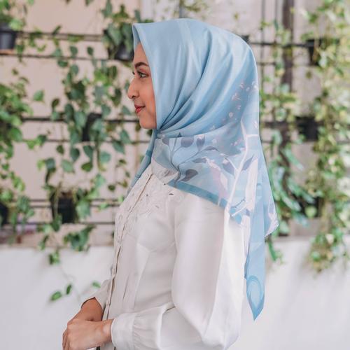 Gambar Scarf Kerudung Kaea Bract Leaf AF Blue dari Kaea Scarf Official Kab. Bekasi Tokopedia
