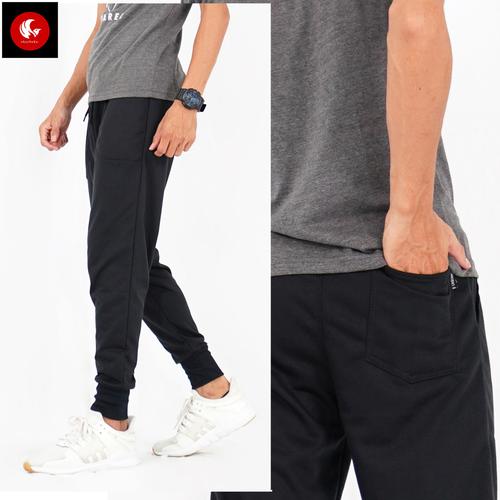 Foto Produk Brooklyn Black Okechuku Jogger Sweatpants Joger Basic Celana Training - Hitam, M fit to L dari Okechuku