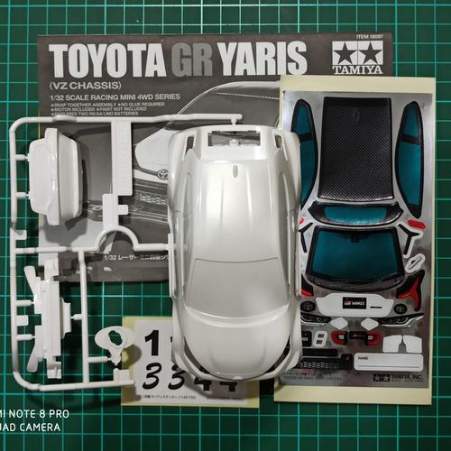 Gambar tamiya body dan decal set toyota gr yaris original bawaan kit dari ABCDcell Kota Sukabumi Tokopedia