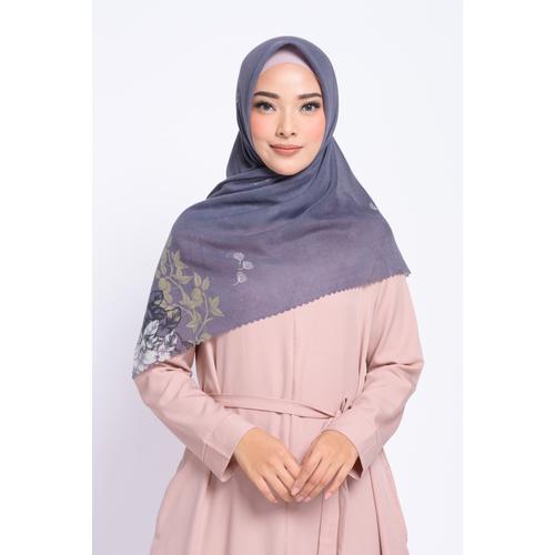 Foto Produk ZM Zaskia Mecca - Jola Plum Scarf Kerudung Segi Empat Wangi - All Size dari Zaskia Mecca Official
