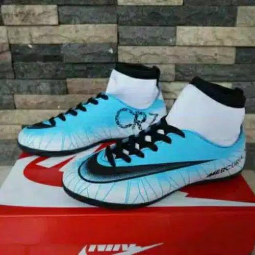 Foto Produk PAKET KOMPLIT SEPATU FUTSAL ANAK NIKE CR7 - Putih, 34 dari Giant_shoes