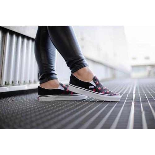 cherry vans slip on