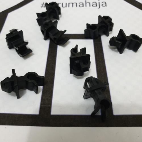 Foto Produk plastik tiang kap mesin kijang kapsul dari toko#dirumahaja