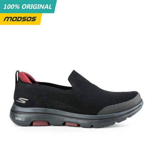 Foto Produk Sepatu Slip On Pria Skechers Go Walk 5 Black Red Original dari Modsos