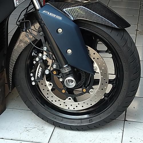 jual-kaliper-cakram-depan-4p-nissin-samurai-yamaha-xmax-disk-cakram-r25