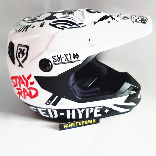 Foto Produk HELM CROSS RSV ORCA ESQUELETO WHITE dari NINETEEN MX BANDUNG