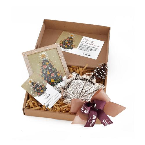 Foto Produk VIVERE Hampers Golden Memory (JADETABEK Delivery Only) dari VIVERE Collection