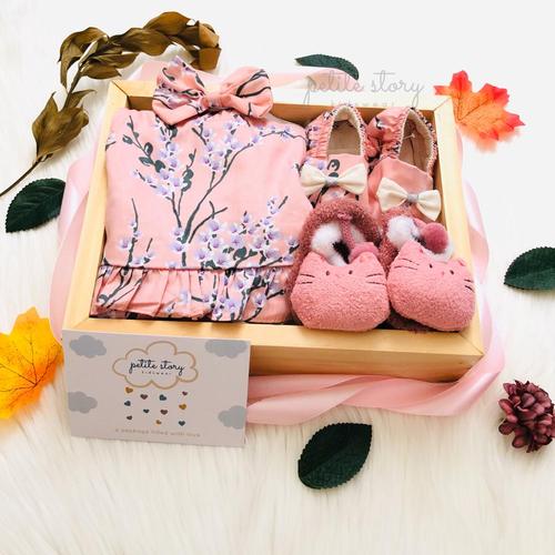 Foto Produk Selected Hampers Bayi - Petite Story Honey (E) - Baby Girl (0-6m) dari Petite Story