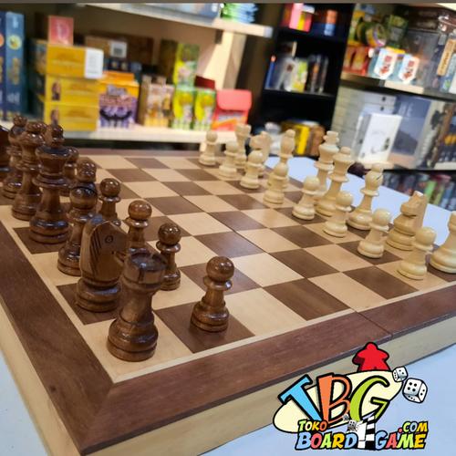 Foto Produk Premium Magnetic Chess Board Game - Papan Catur Magnet - 38x38 cm dari Toko Board Game