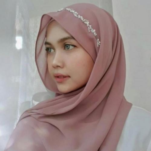 Gambar Jilbab Hijab Kerudung Pashmina Diamond Ceruty Babydoll Bandana Payet - Silver dari Denar Hijab Kab. Tangerang Tokopedia