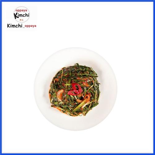 Foto Produk kimchi kucai 500 g dibuat oleh chef korea / buchu kimchi dari kimchi oppaya