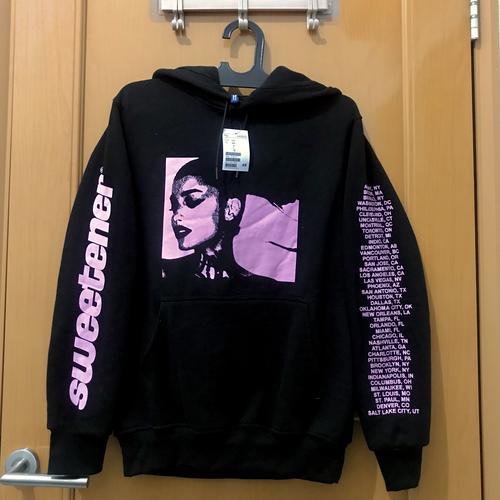 merch ariana grande h&m