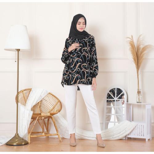 Foto Produk Blouse motif katun rayon - Azkia Black - M dari fathin.basic