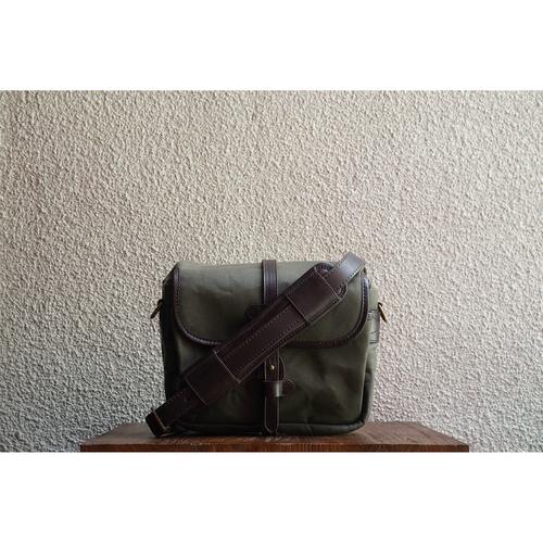 Gambar Rana 10 Olive Waxed Twill Camera Bag dari letsdothis Kota Depok Tokopedia