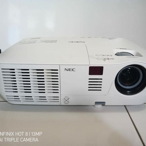 Jual proyektor second nec v311x - Kota 