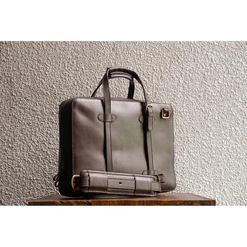 Gambar C.O. 15 Espresso Briefcase Laptop Bag dari letsdothis Kota Depok Tokopedia