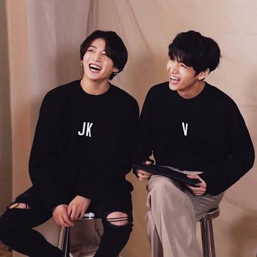 Jual Kaos T Shirt Bts Lengan Panjang Jk V Jm Rm J Sg Jh Putih S Kota Tangerang Selatan Kaysan Shopp Tokopedia