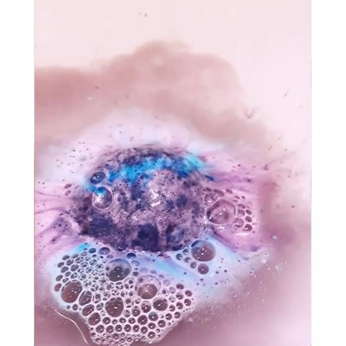 Gambar Secret Scenta bath bomb in 2 colours - vanila paradise dari Secret Scenta Jakarta Barat Tokopedia