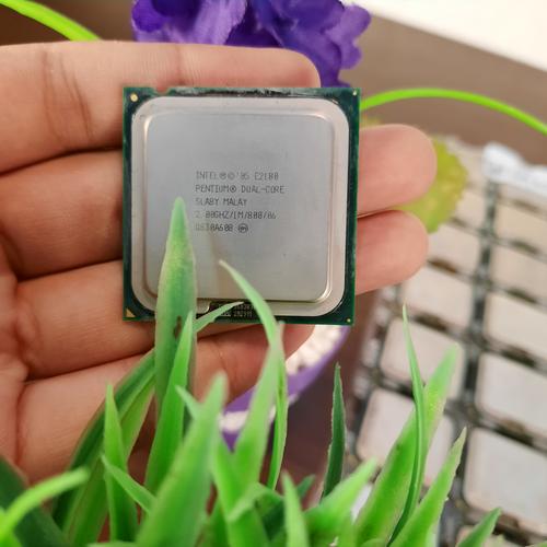 Foto Produk PROCESSOR INTEL DUAL CORE E2180 2 GHz dari cv. sparta computindo