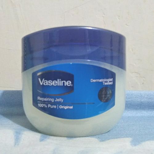 Foto Produk VASELINE Repairing Petroleum Jelly 50 ml dari Arka Shop Family