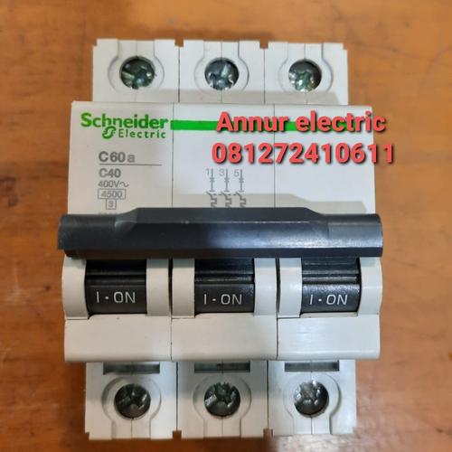Foto Produk MCB C60N C60A 3P 32A 40A SCHNEIDER dari ANNUR ELECTRIC