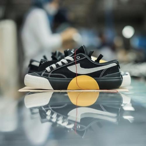 Jual Sepatu Compass Fxxking Rabbits Fr2 V2 Low Edisi Indonesia 41 Jakarta Selatan Champ2champion Tokopedia