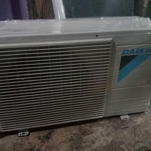 Jual ac outdoor daikin 1/2pk Freon R22 made in thailand - Jakarta Utara ...