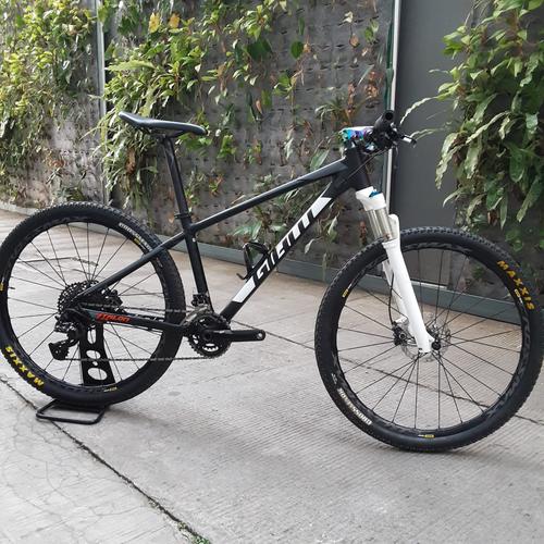 Jual LIMITED Sepeda MTB GIANT TALON 27 