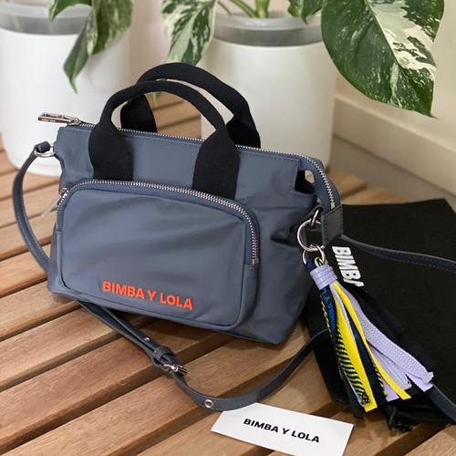 Jual READY STOCK Bimba Y Lola tas selempang authentic parasut square S grey  - Kab. Bandung Barat - TIPJAS Jastip | Tokopedia
