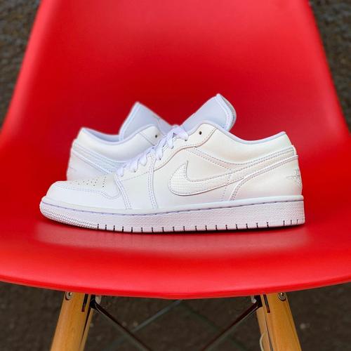 Jual Air Jordan 1 Low Triple White Snake Skin Man - Kab. Sleman - original  ssstore | Tokopedia