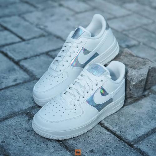 different white af1