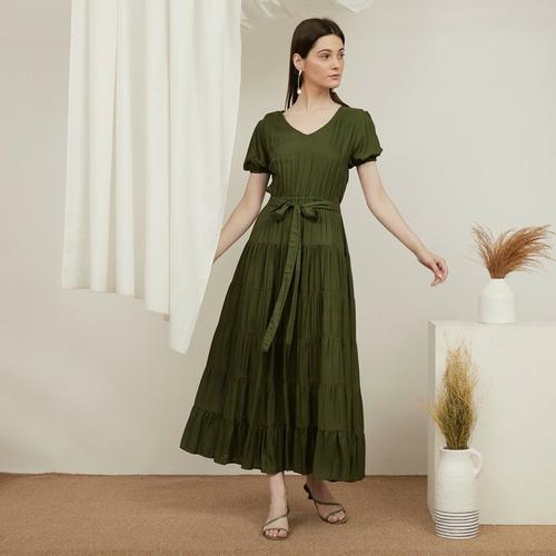 maxi dress with short sleeves