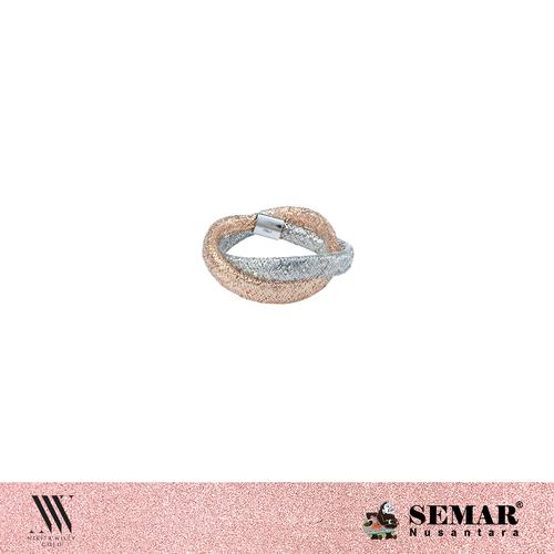 Foto Produk Nikita Willy Gold Featherlite Ring dari Semar Nusantara